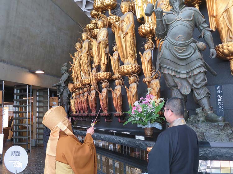 千躰佛開眼法要